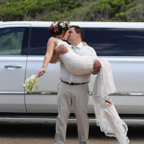 Oahu Luxury Transportation- Wedding Transportation